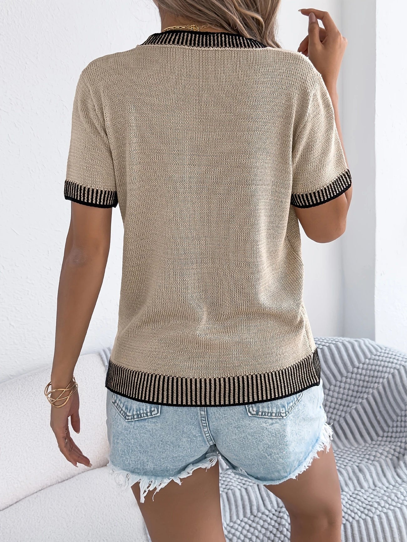 Valeria – Maglia Elegante a Righe con Scollo Rotondo