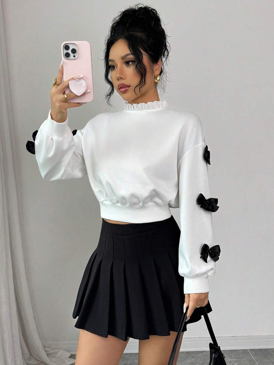 Joann short bow sweauter