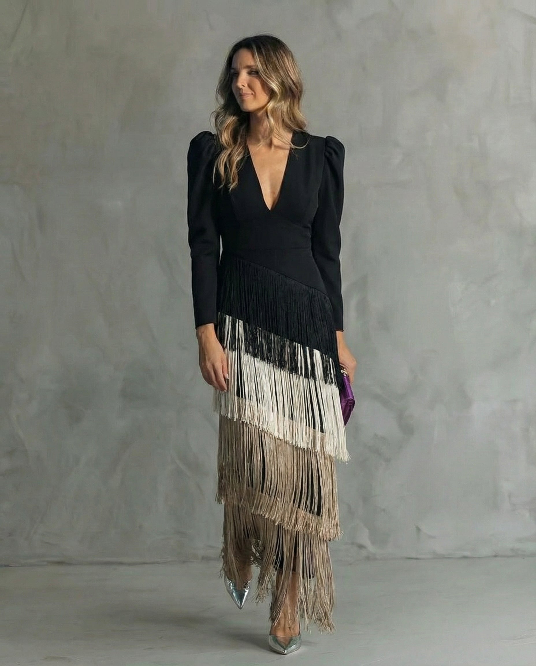 Alessia - Elegant midi dress with fringe sleeves